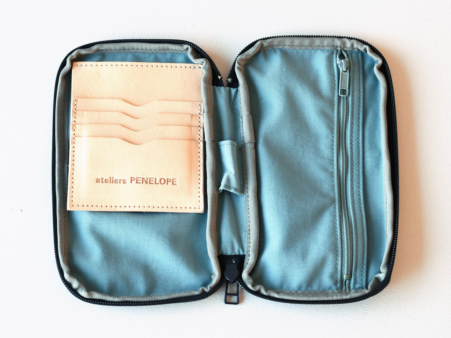 ateliers PENELOPE #9 MG Wallet