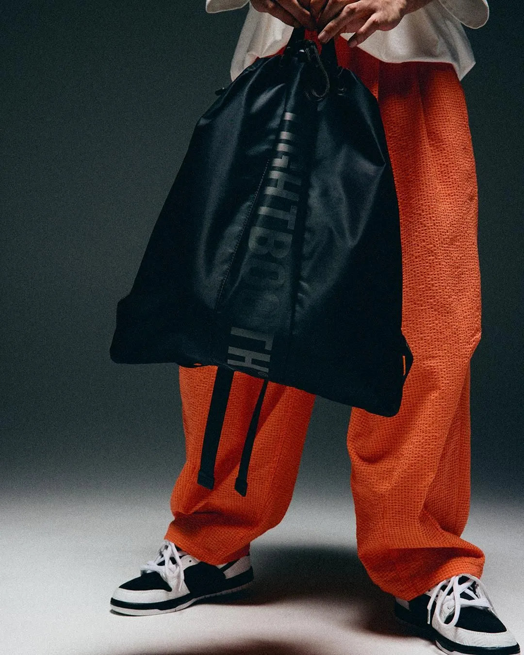 TIGHTBOOTH LOGO KNAPSAC