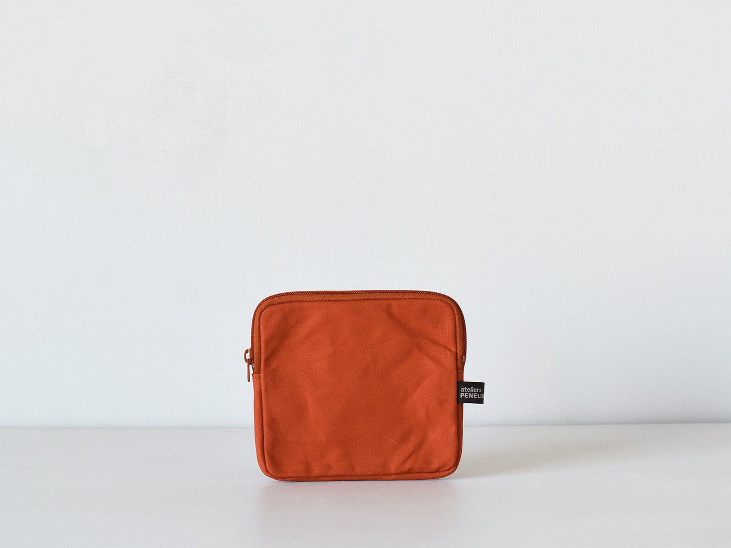 ateliers PENELOPE Hold Pouch (SS)