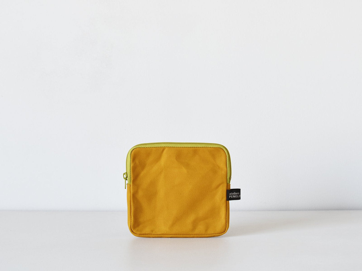 ateliers PENELOPE Hold Pouch (SS)