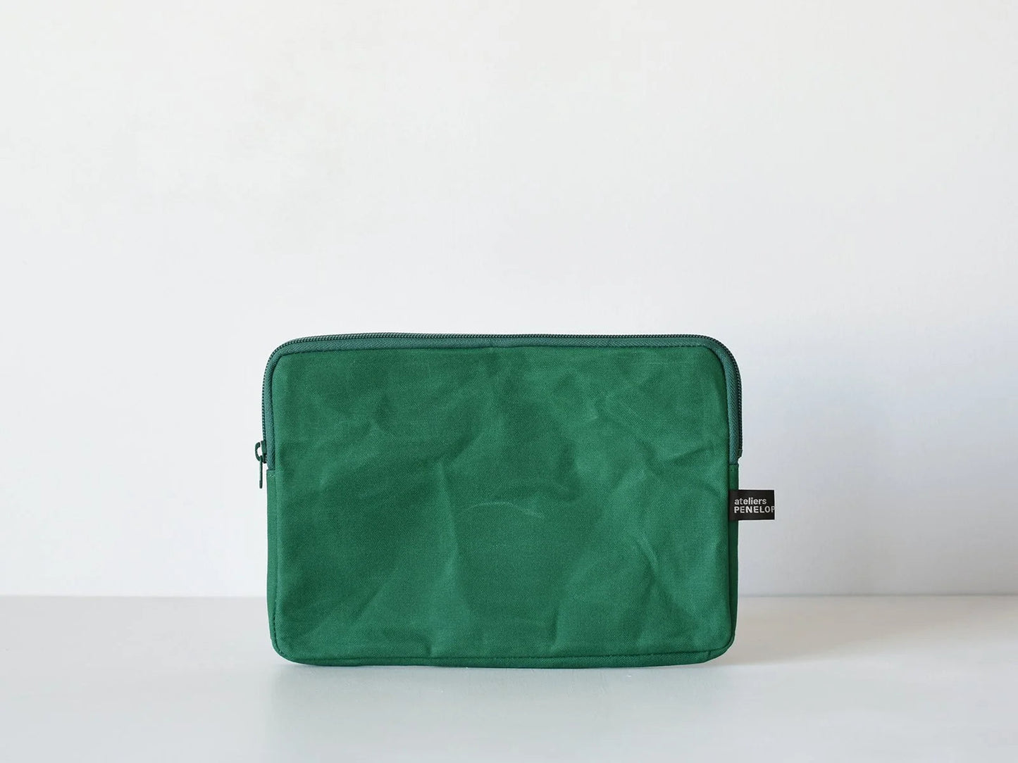 ateliers PENELOPE Hold Pouch (S)