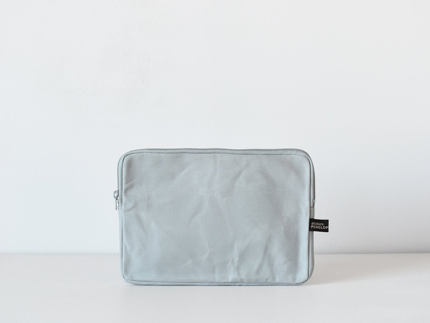 ateliers PENELOPE Hold Pouch (S)