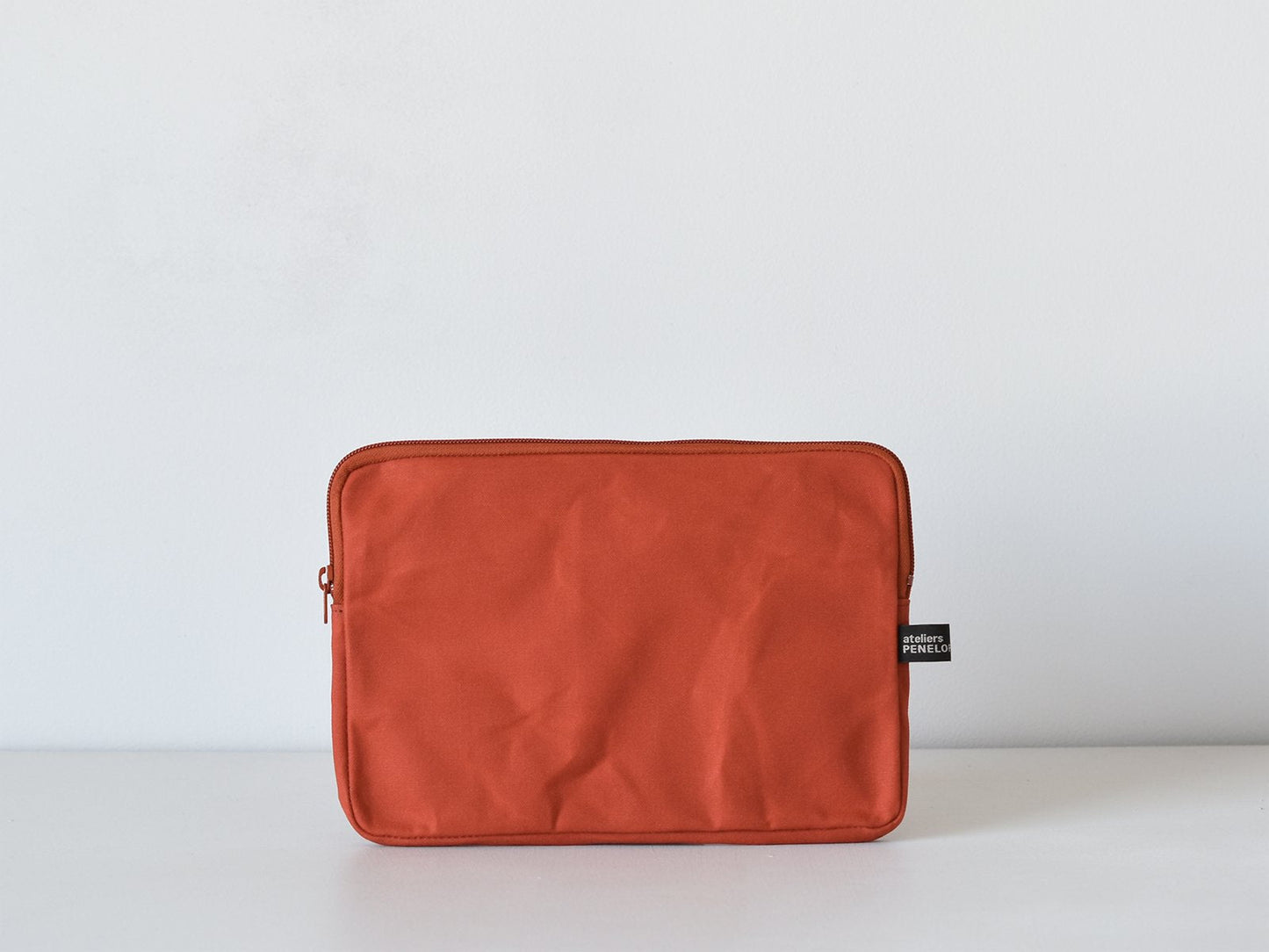 ateliers PENELOPE Hold Pouch (S)