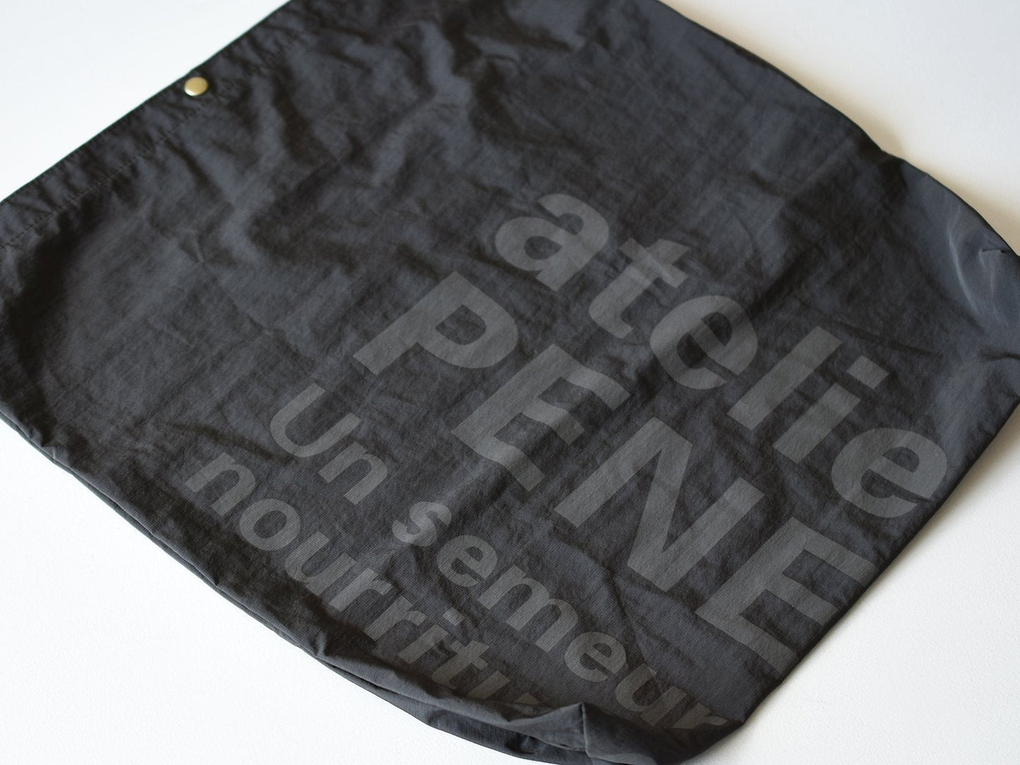 ateliers PENELOPE Portable Light