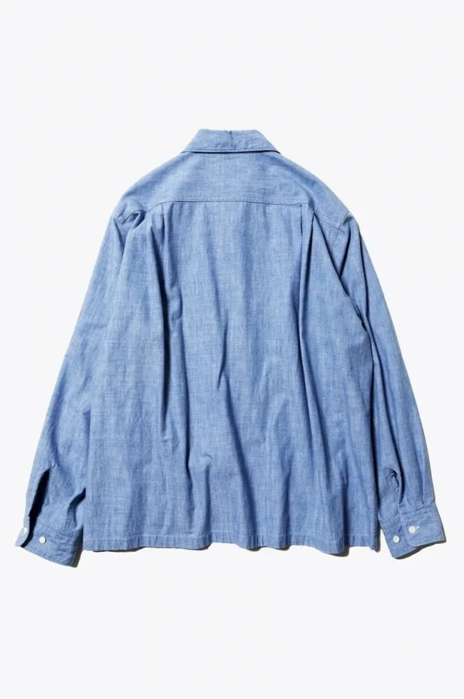Unlikely Open Collar Work Chambray with Flower