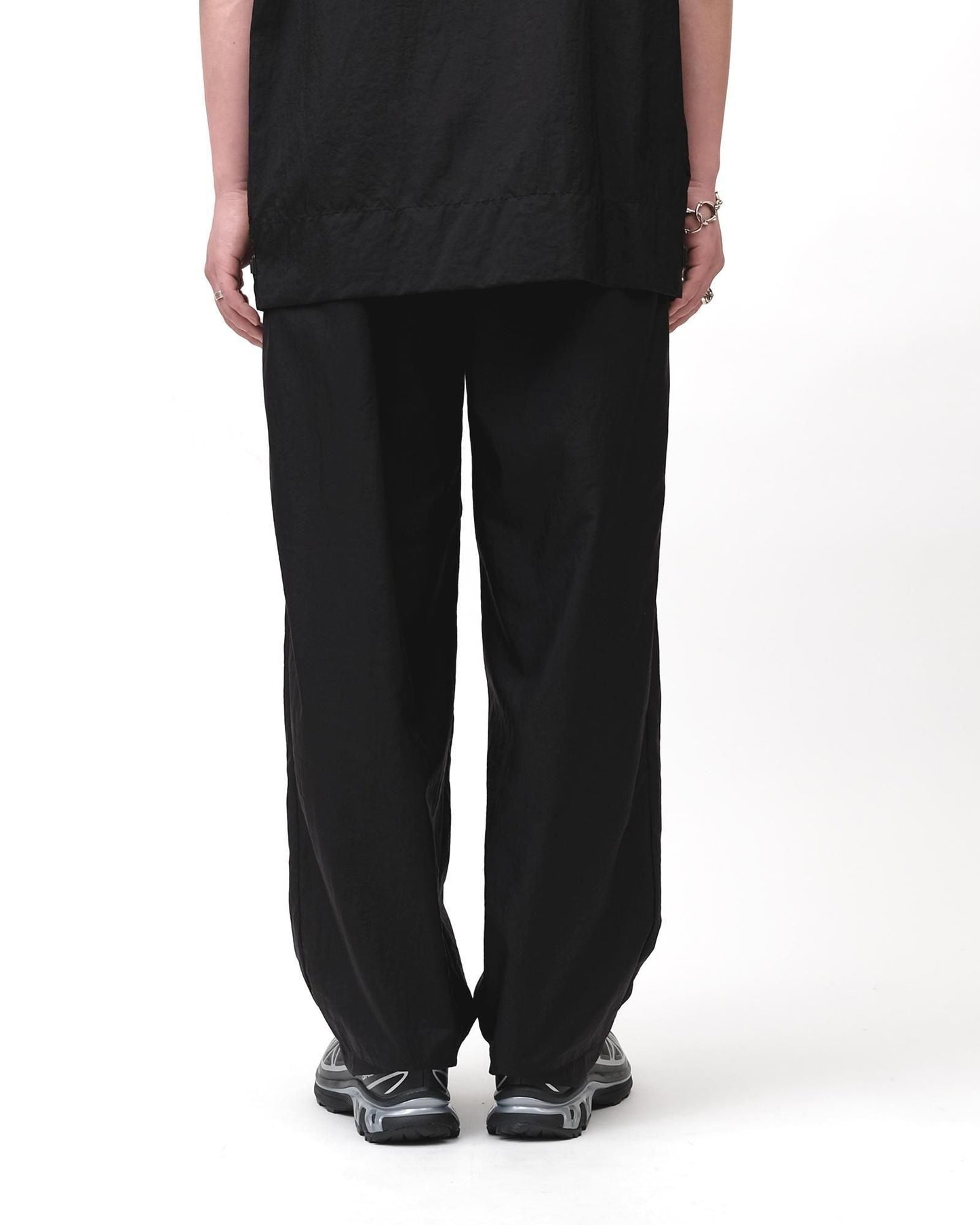 TEATORA WALLET PANTS RESORT HOVERLAYER