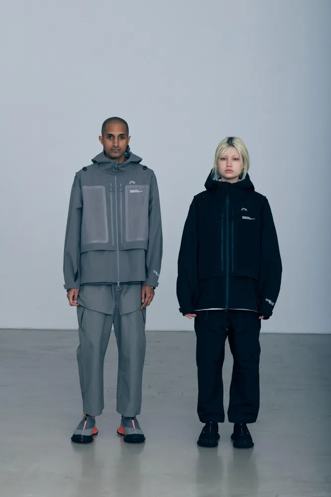 CMF OUTDOOR GARMENT MIDNIGHT SHELL COEXIST