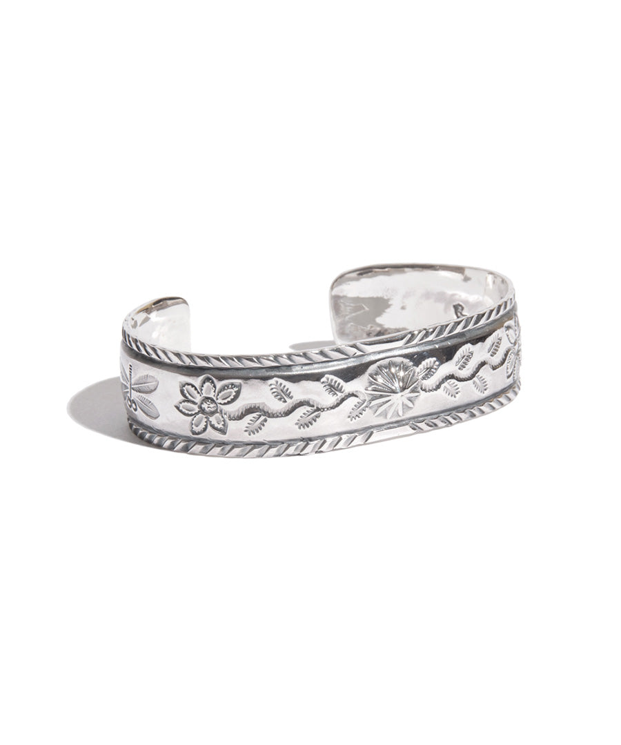 LARRY SMITH SHELL FLOWER BRACELET