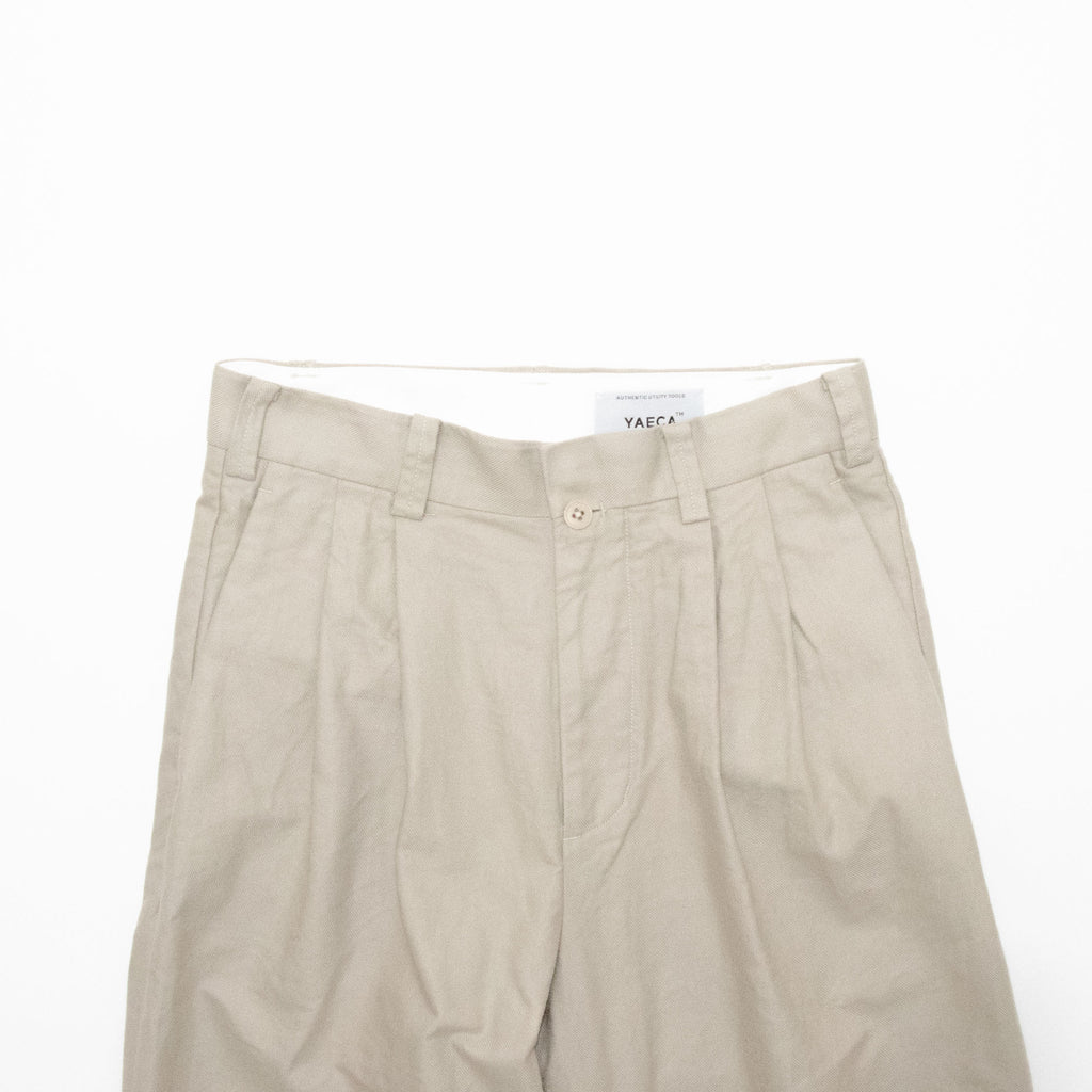 YAECA TWO TUCK TROUSERS