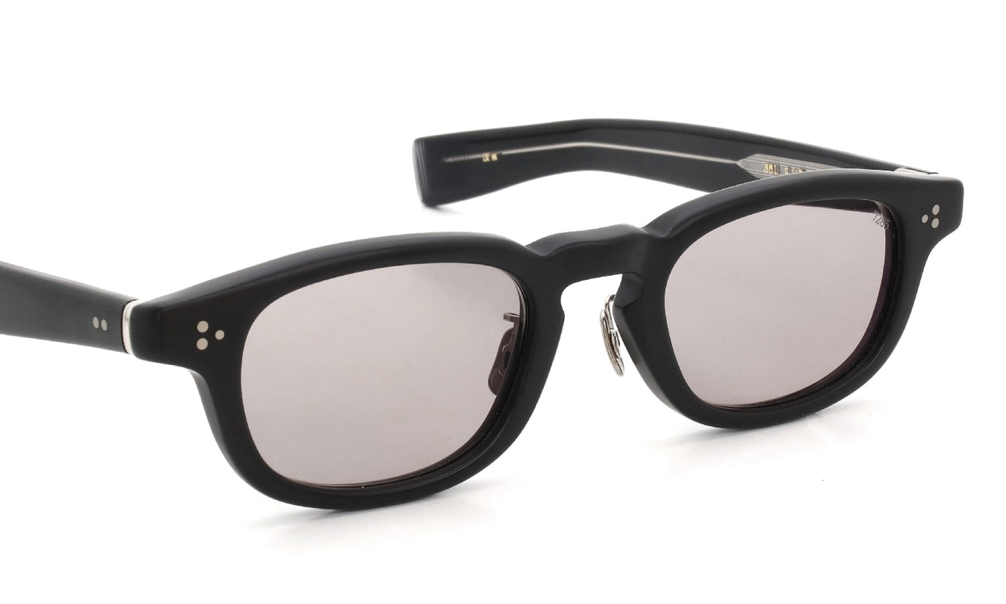 EYEVAN7285 SUNGLASSES 351 C.112 MAT BLACK GM LT.GRY