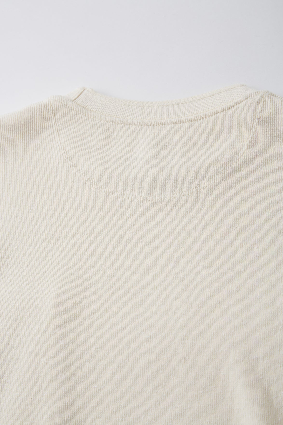 OLD JOE & CO. CREW-NECK NEP RIBED TOPS