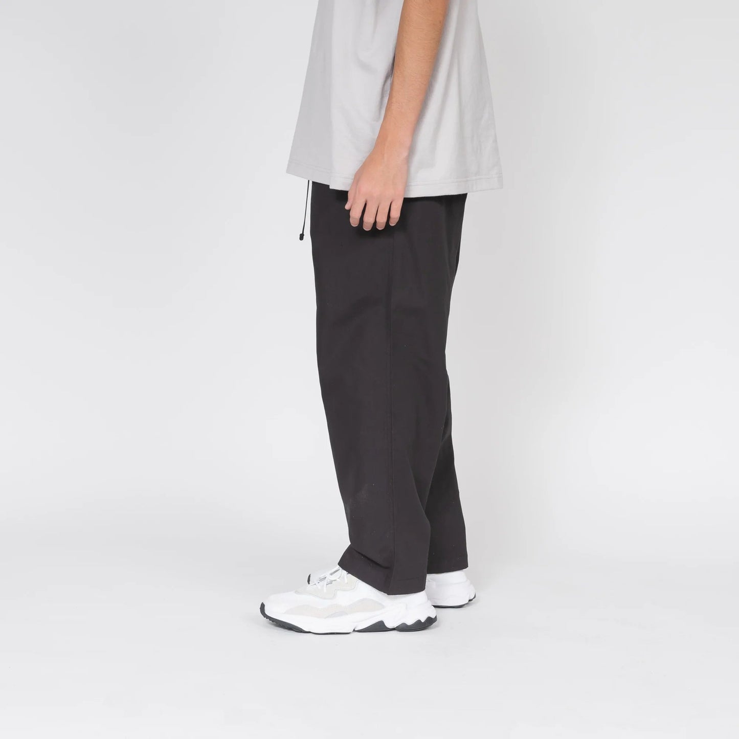 DESCENDANT CLASP OXFORD TROUSERS