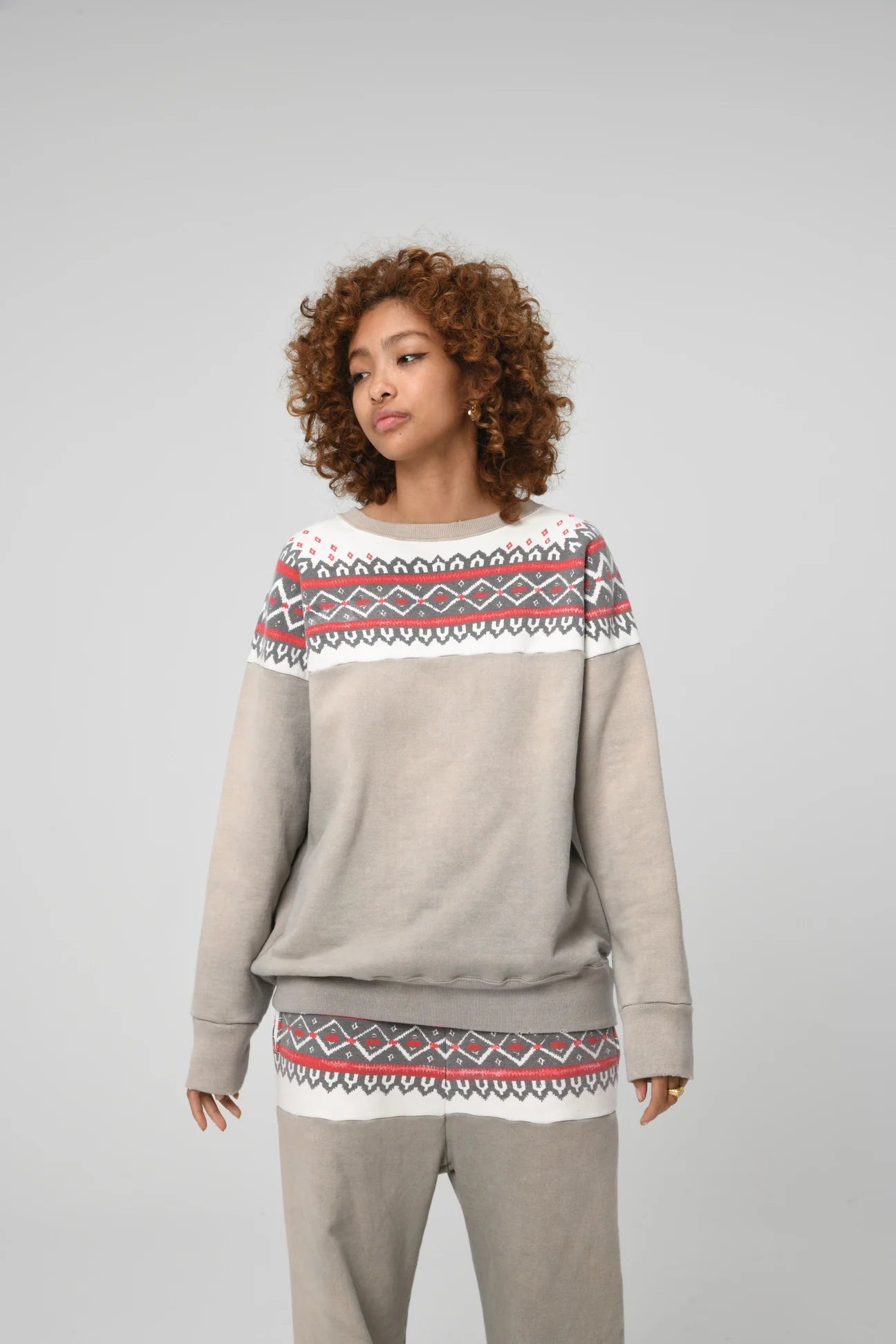 BOW WOW SNOW FLAKE SWEAT SHIRTS