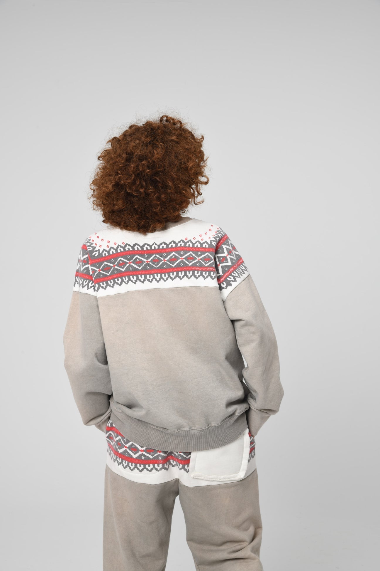 BOW WOW SNOW FLAKE SWEAT SHIRTS