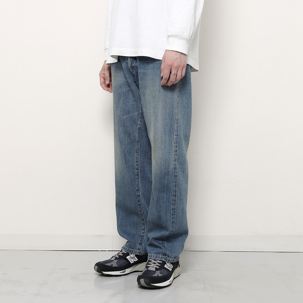 A.PRESSE NO.2 Washed Denim Pants