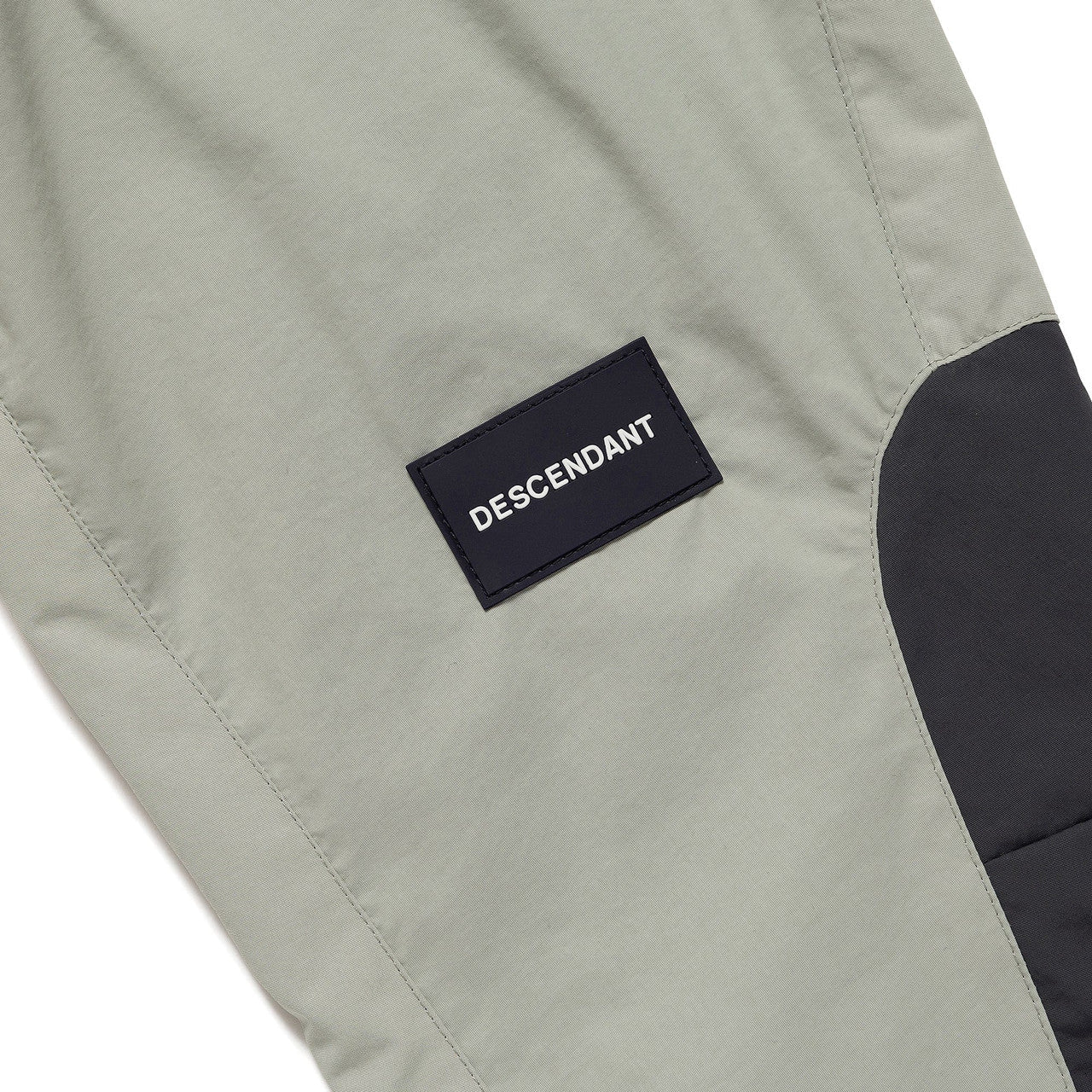 DESCENDANT VERSANT NYLON ANORAK
