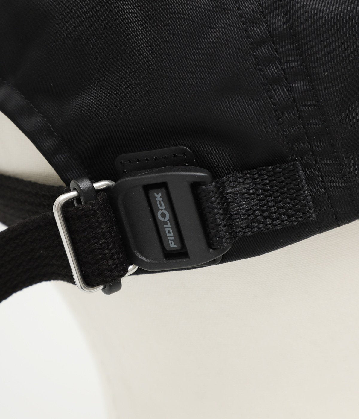 COMESANDGOES DICROS CAP (with chin strap)