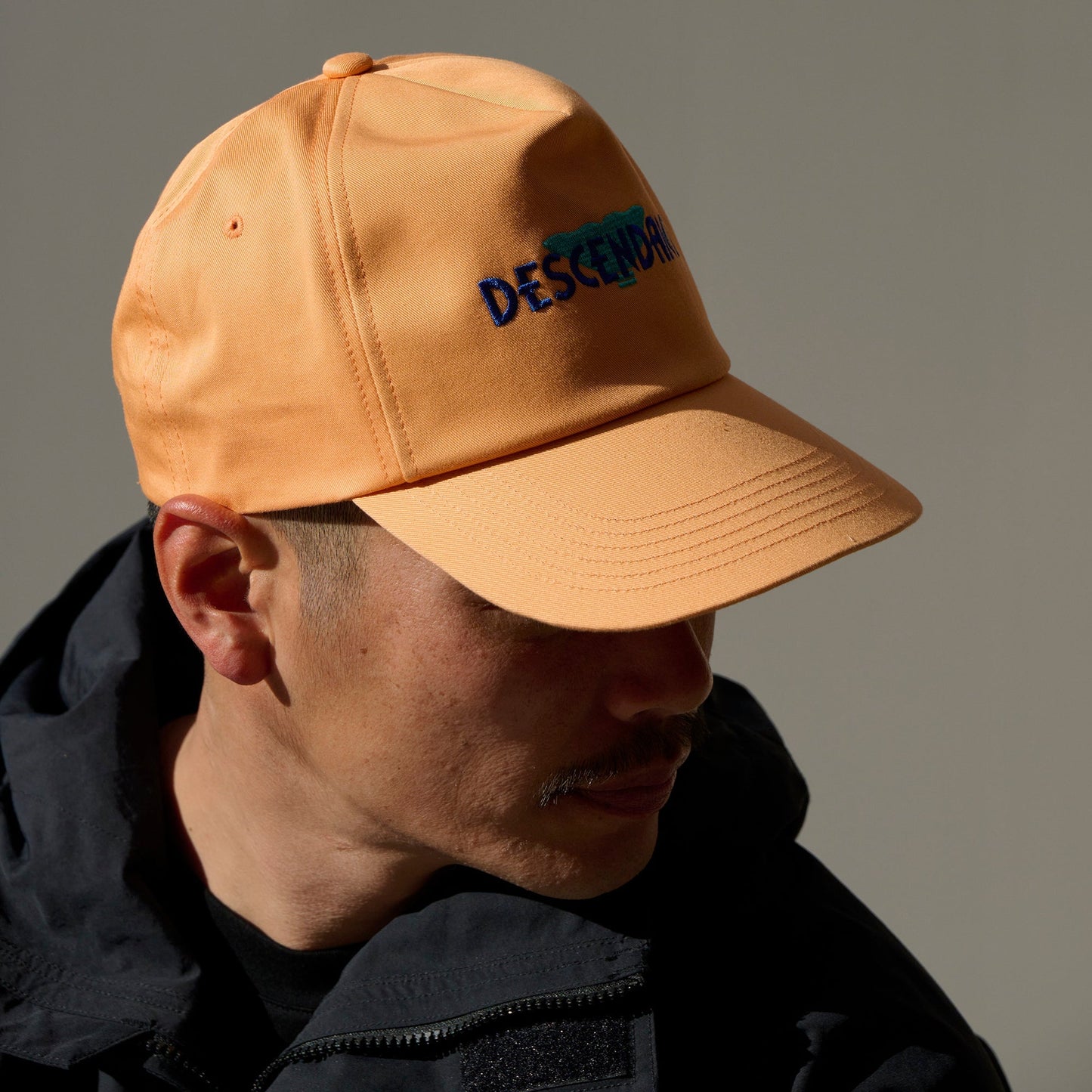 DESCENDANT FLUKE UP TRUCKER