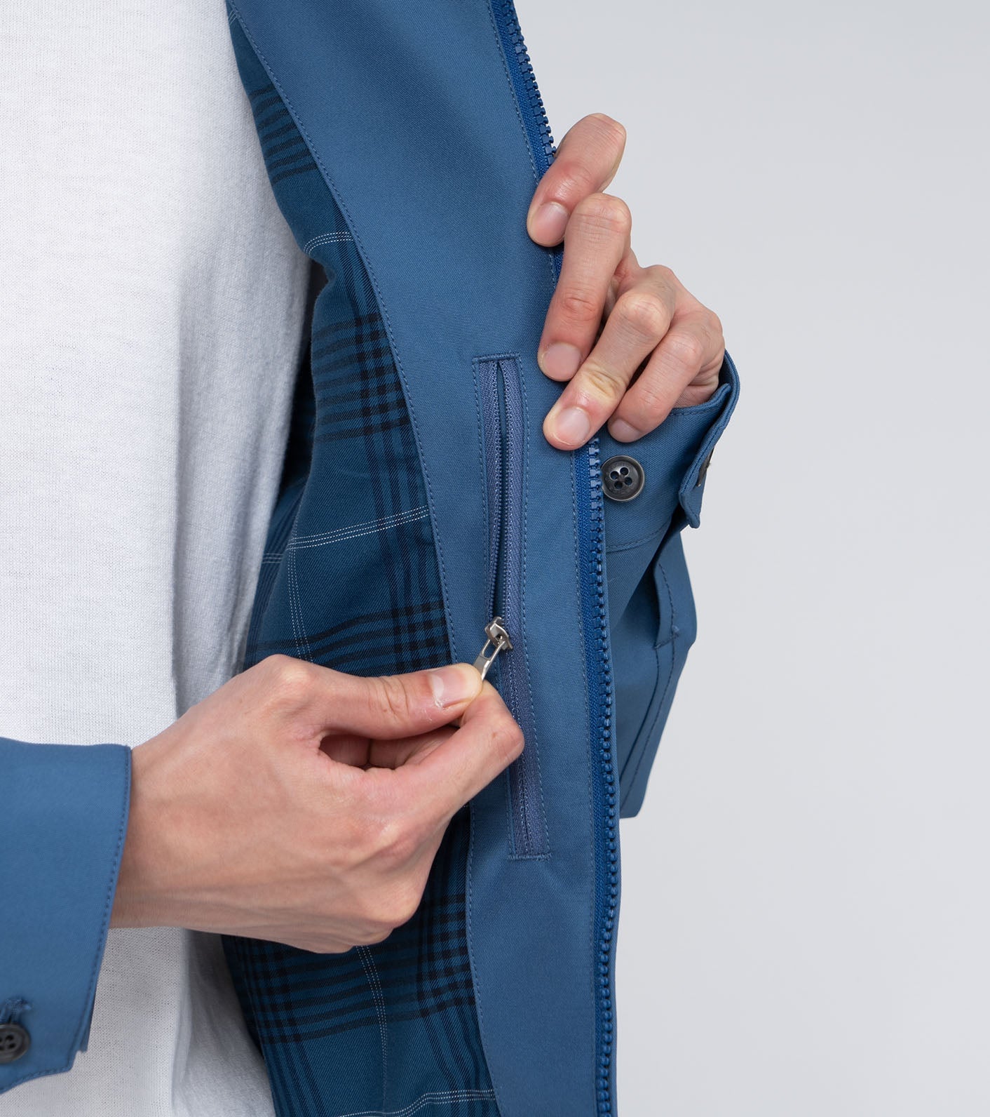 nanamica 2L GORE-TEX Crew Jacket