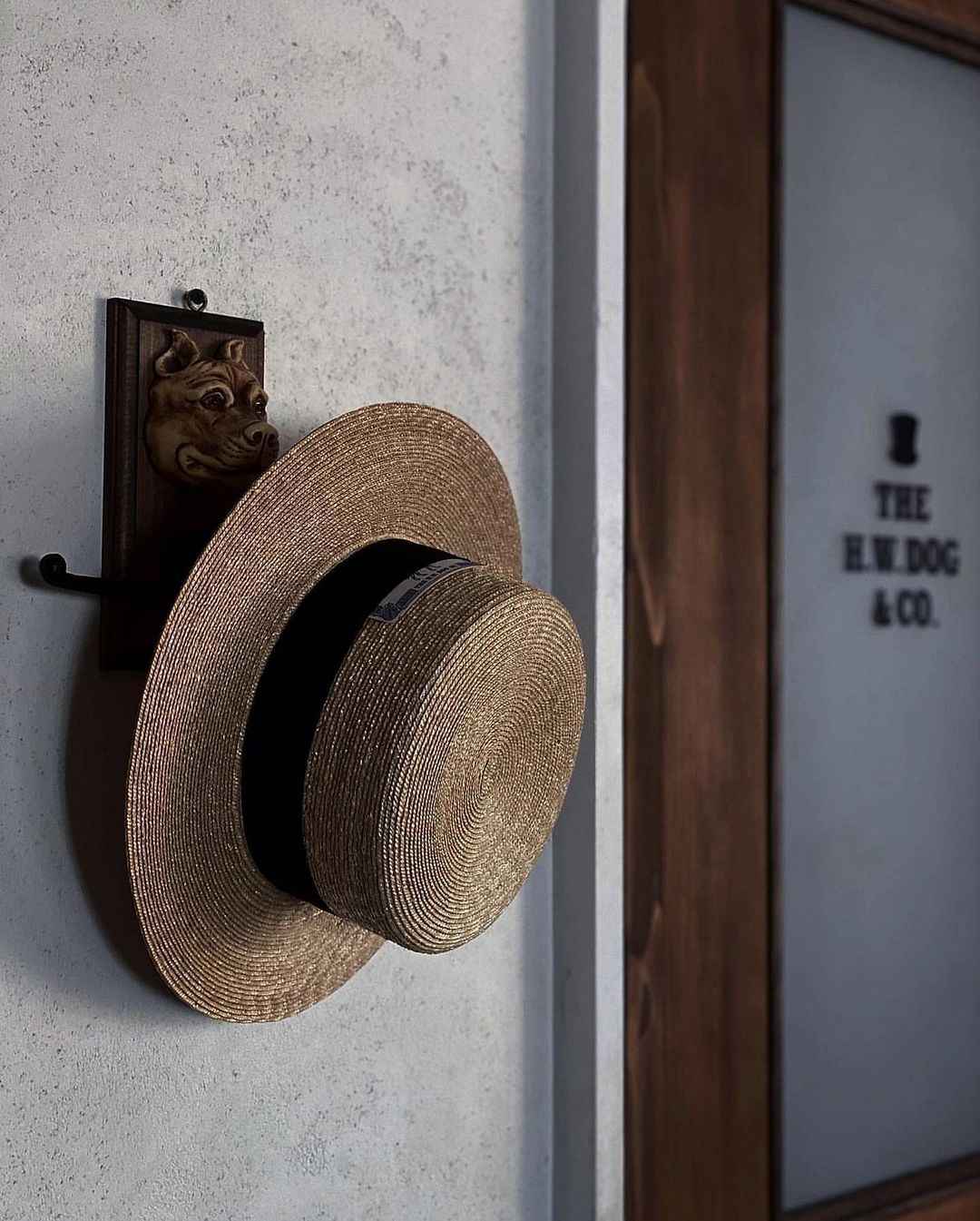 THE H.W.DOG&CO BOATER