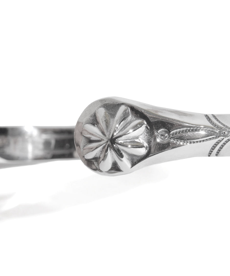 LARRY SMITH TRIANGLE SIDE SHELL BRACELET