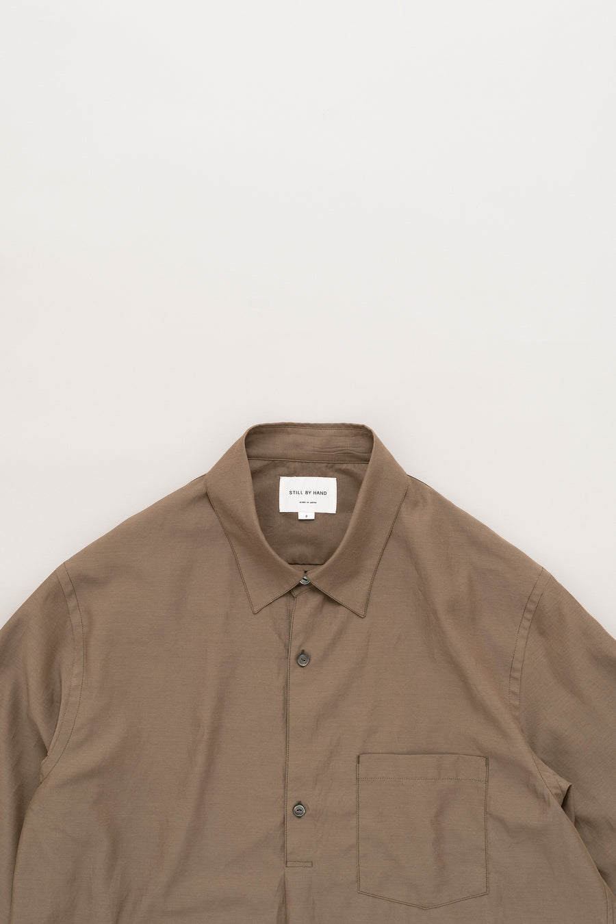 STILL BY HAND Cupro Mixed Pullover Shirt