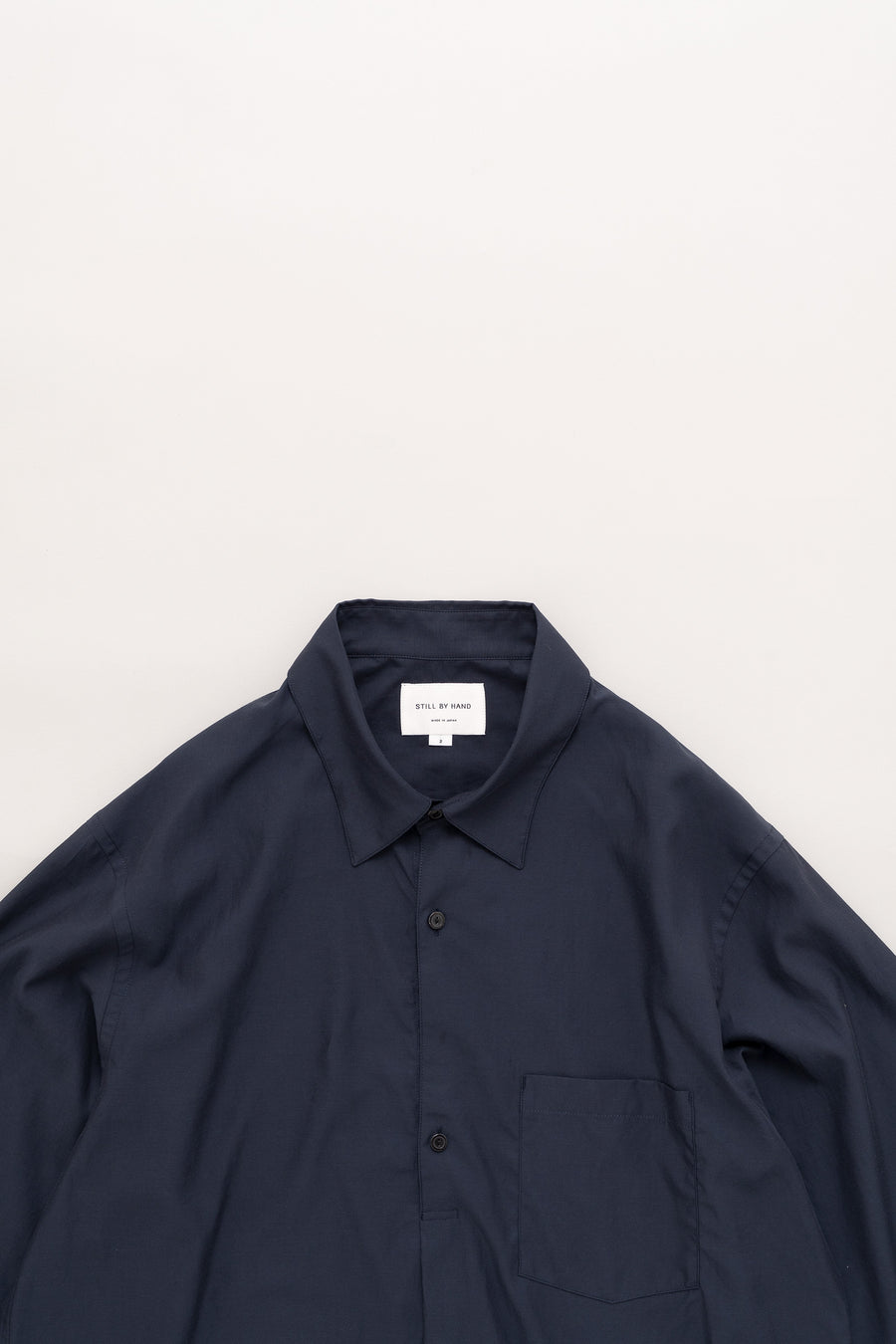 STILL BY HAND Cupro Mixed Pullover Shirt