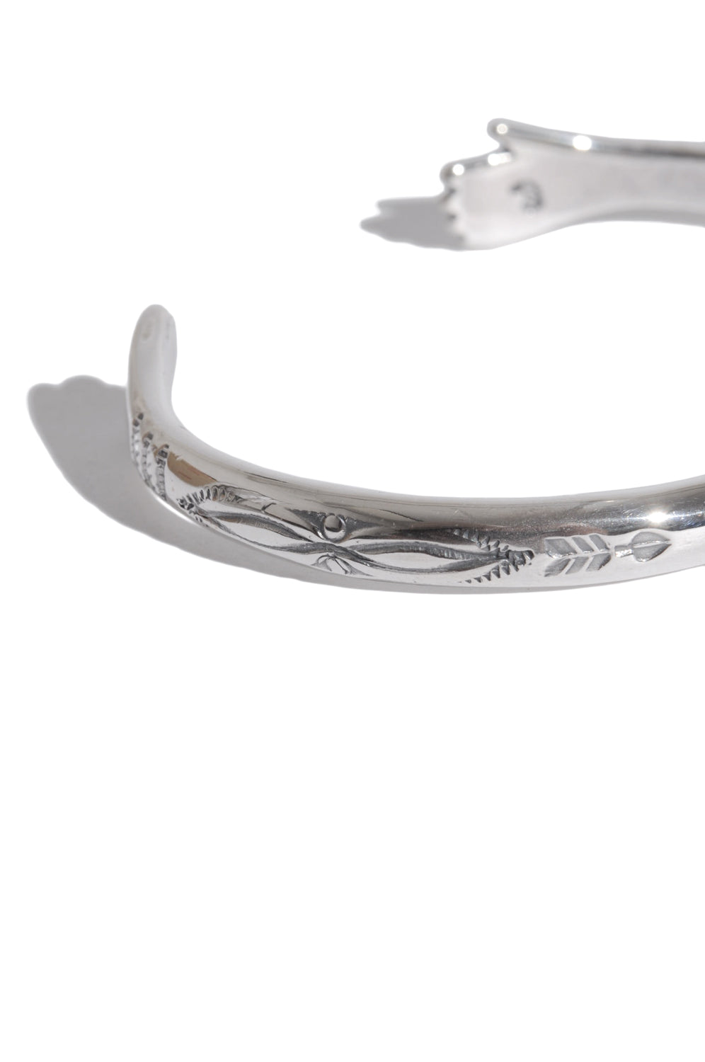 LARRY SMITH LOVE HANDS BRACELET