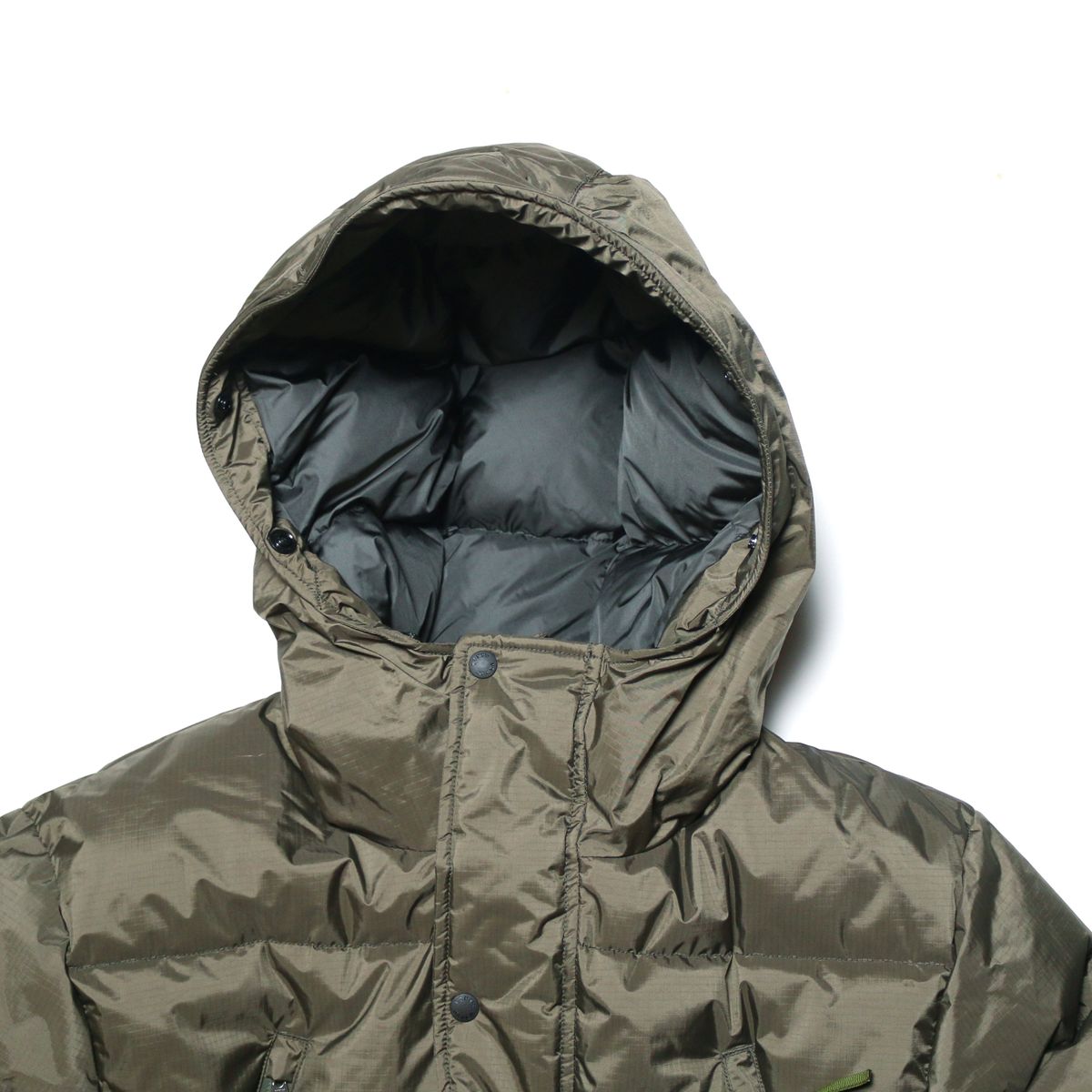 NANGA AURORA DOWN HALF COAT