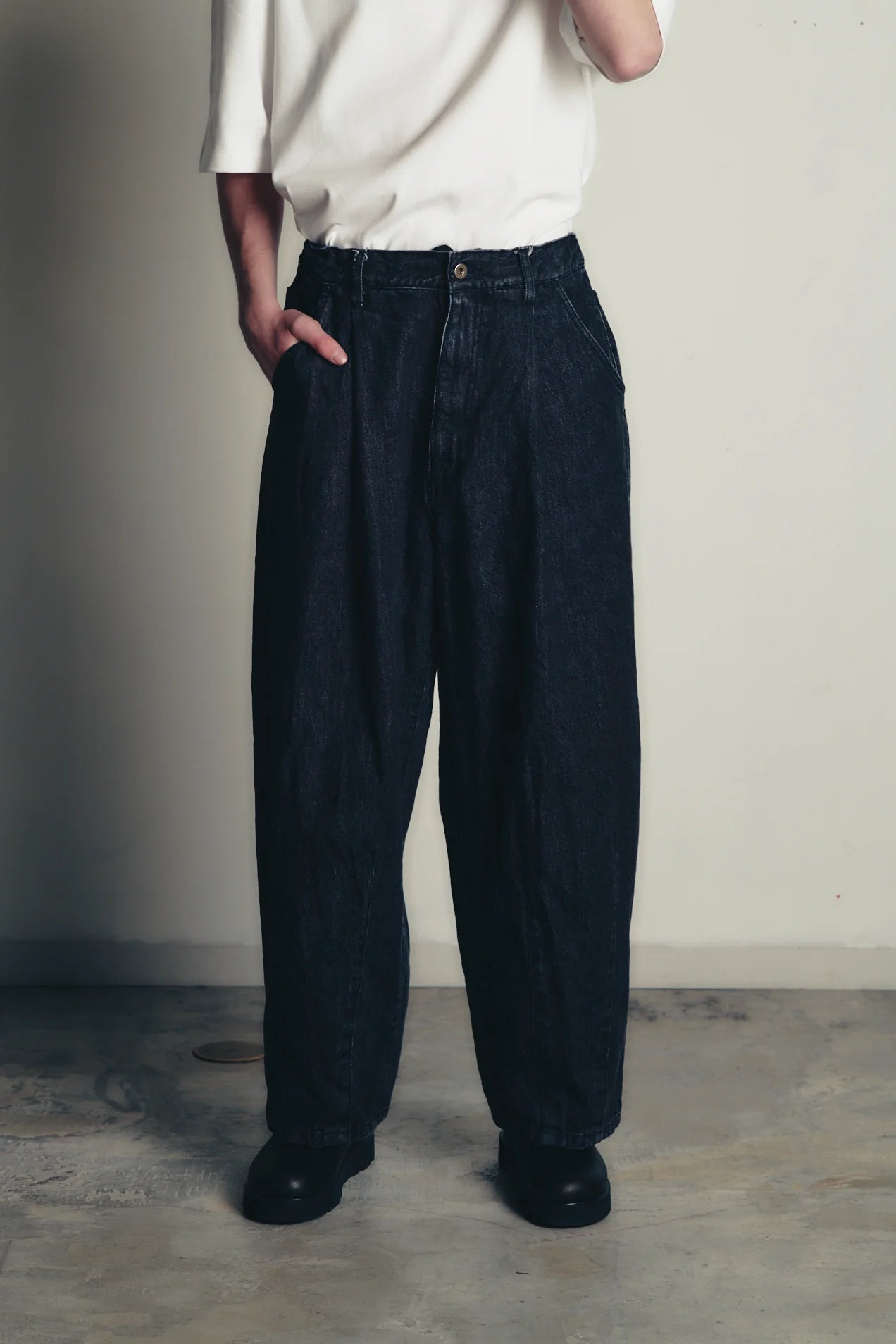 is-ness DENIM 5PK BALLOON PANTS (Enzyme Wash)
