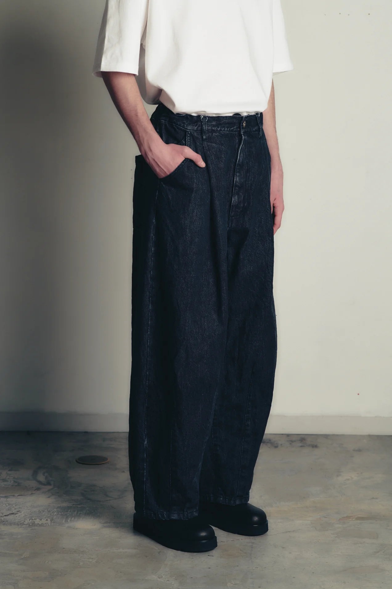 is-ness DENIM 5PK BALLOON PANTS (Enzyme Wash)