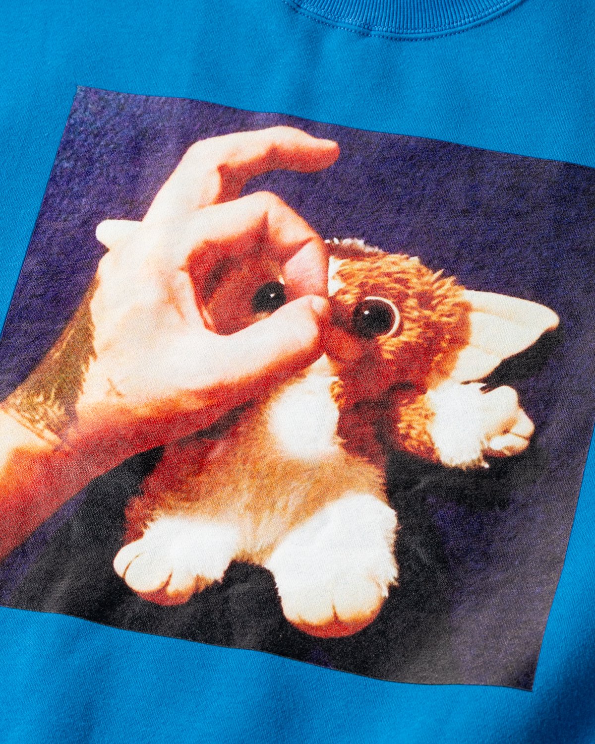 TIGHTBOOTH HAND SIGN CREW SWEAT