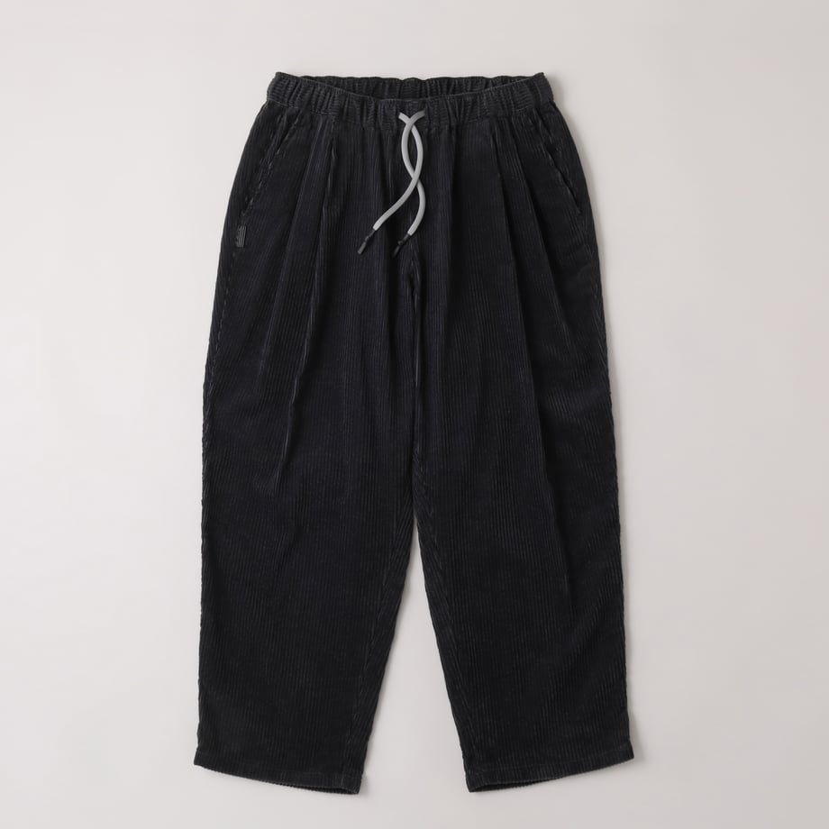 S.F.C (STRIPES FOR CREATIVE) WIDE TWO TUCK PANTS (CORDUROY)
