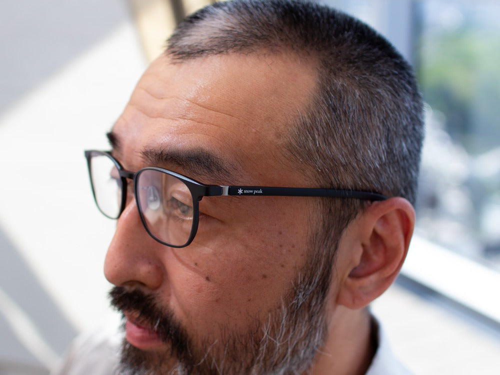 JINS × Snow Peak JINS Switch Metal Flip Up ï¼?60° Wellington Matt Black