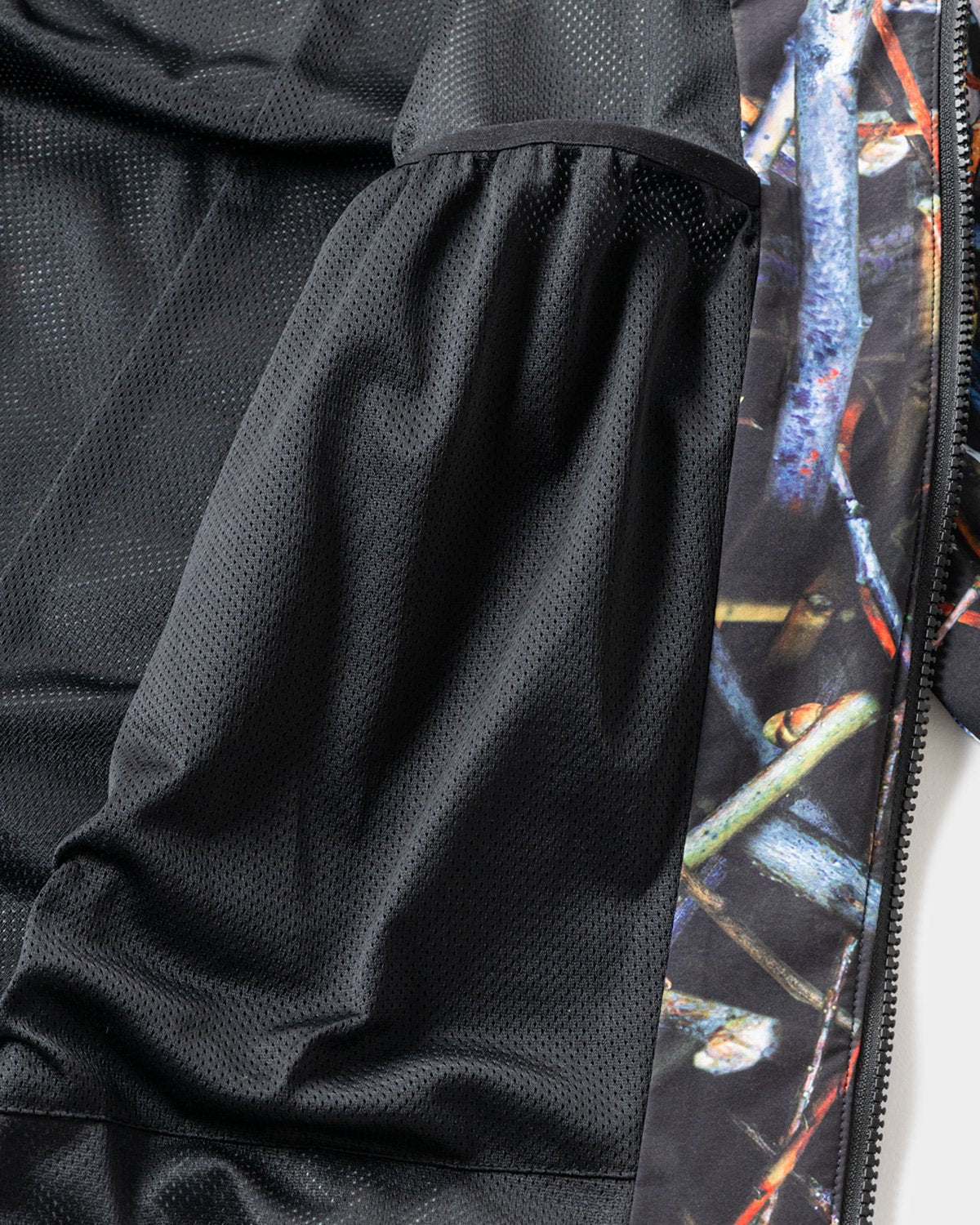 TIGHTBOOTH BRANCH CAMO TRACK JKT