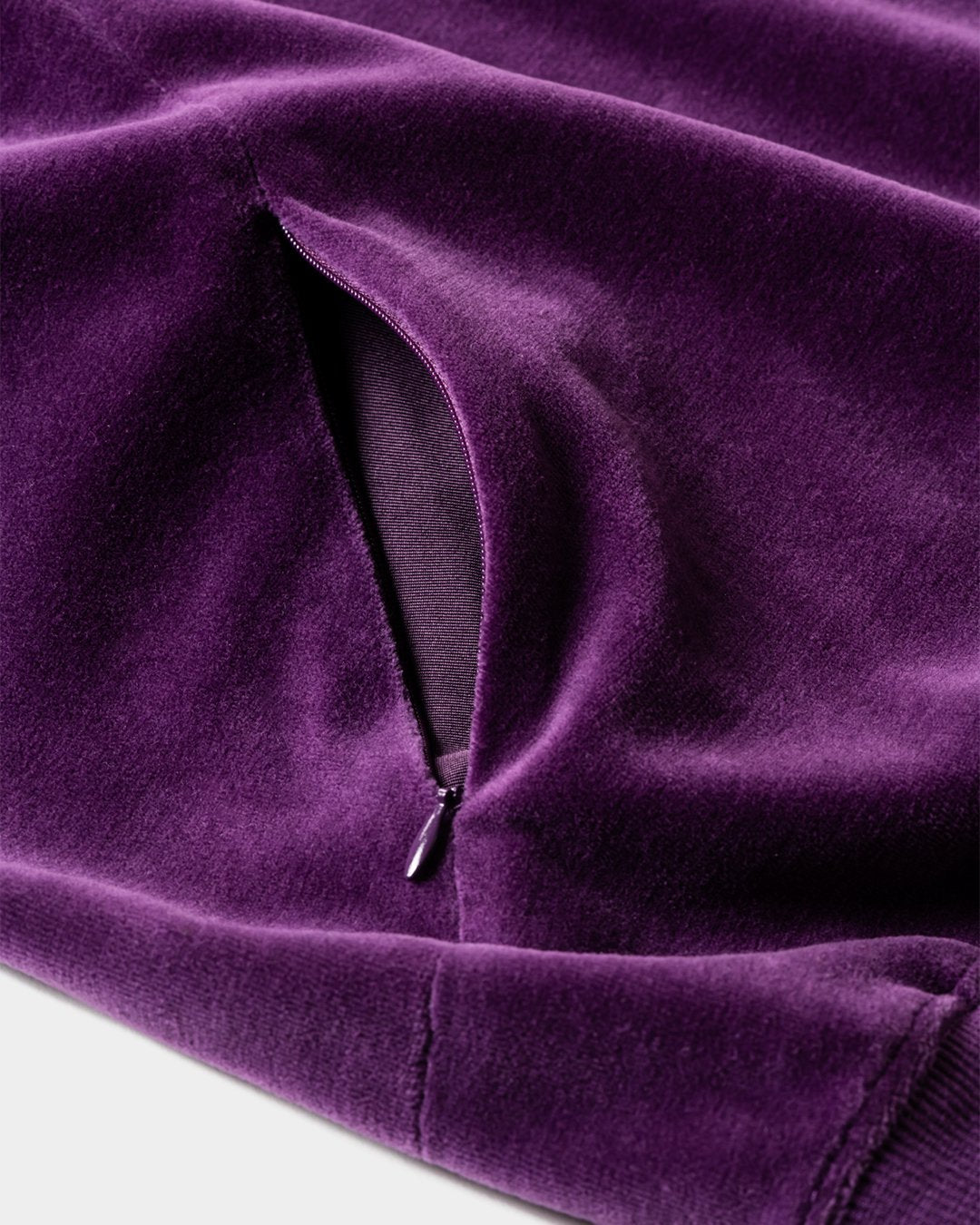 TIGHTBOOTH VELOUR PULLOVER HOODIE