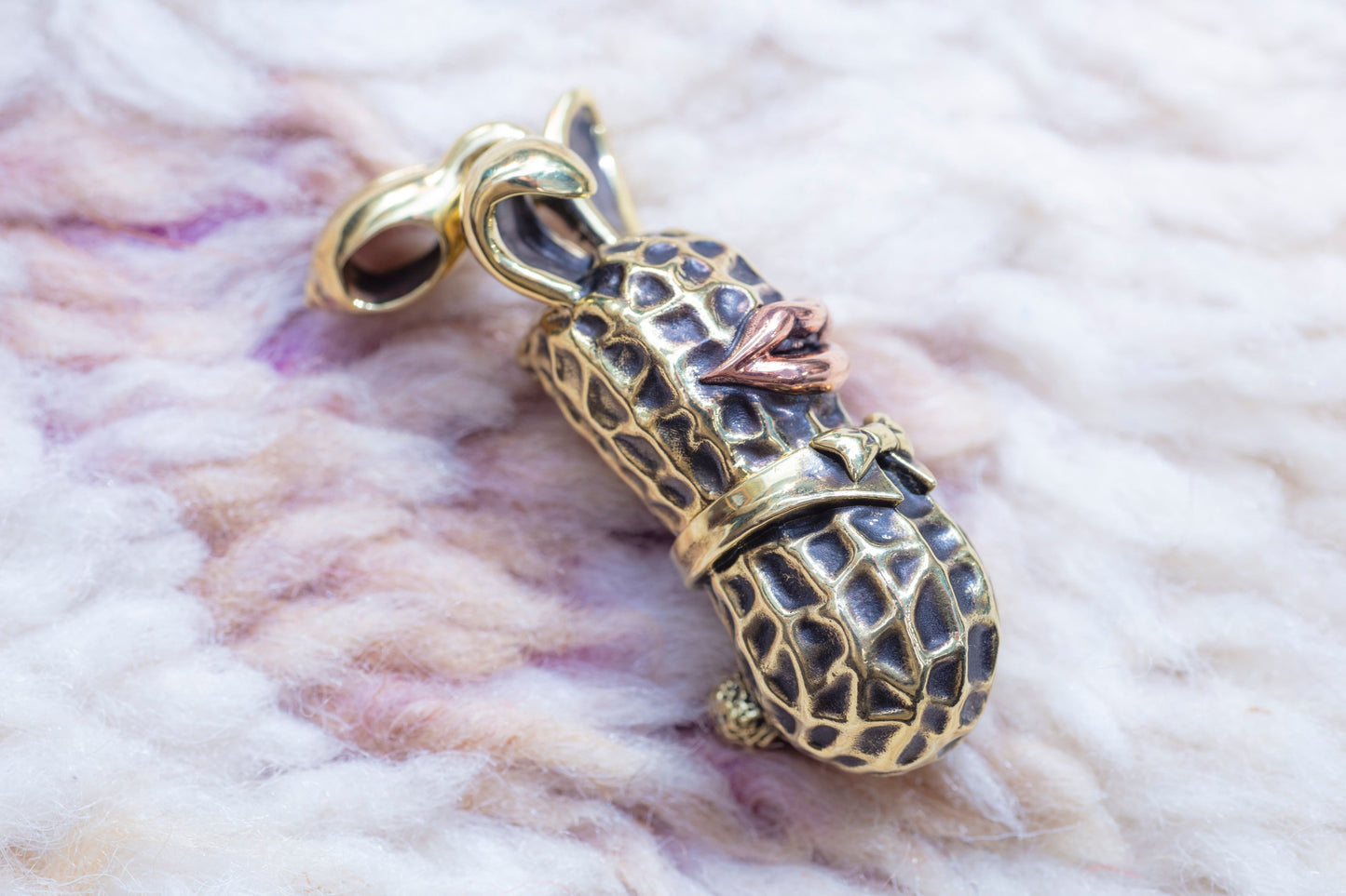 Peanuts&Co LARGE BUNNY PEANUTS brass x copper