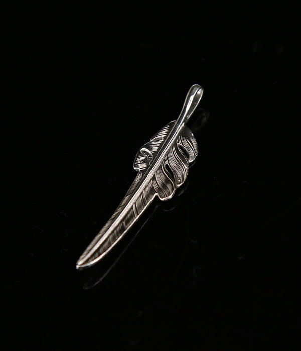 LARRY SMITH KAZEKIRI FEATHER PENDANT No. 28 -Small-