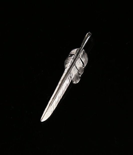 LARRY SMITH KAZEKIRI FEATHER PENDANT No. 30 -Large-