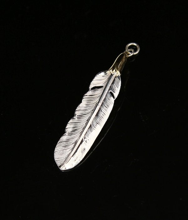 LARRY SMITH EAGLE HEAD FEATHER PENDANT No.41 18K GOLD ACCENT
