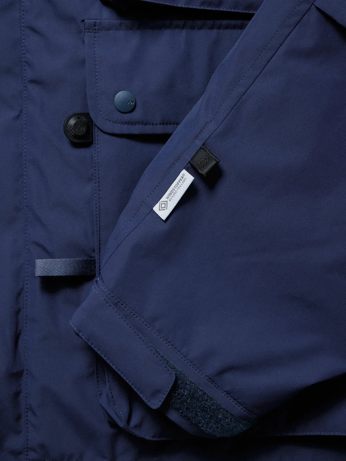 DAIWA PIER39 GORE-TEX WINDSTOPPER TECH MOUTAIN PARKA