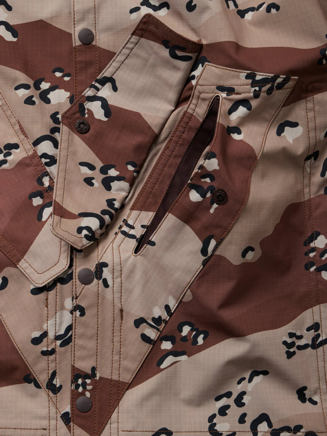 DAIWA PIER39 TECH REVERSIBLE PARAMARINE JACKET