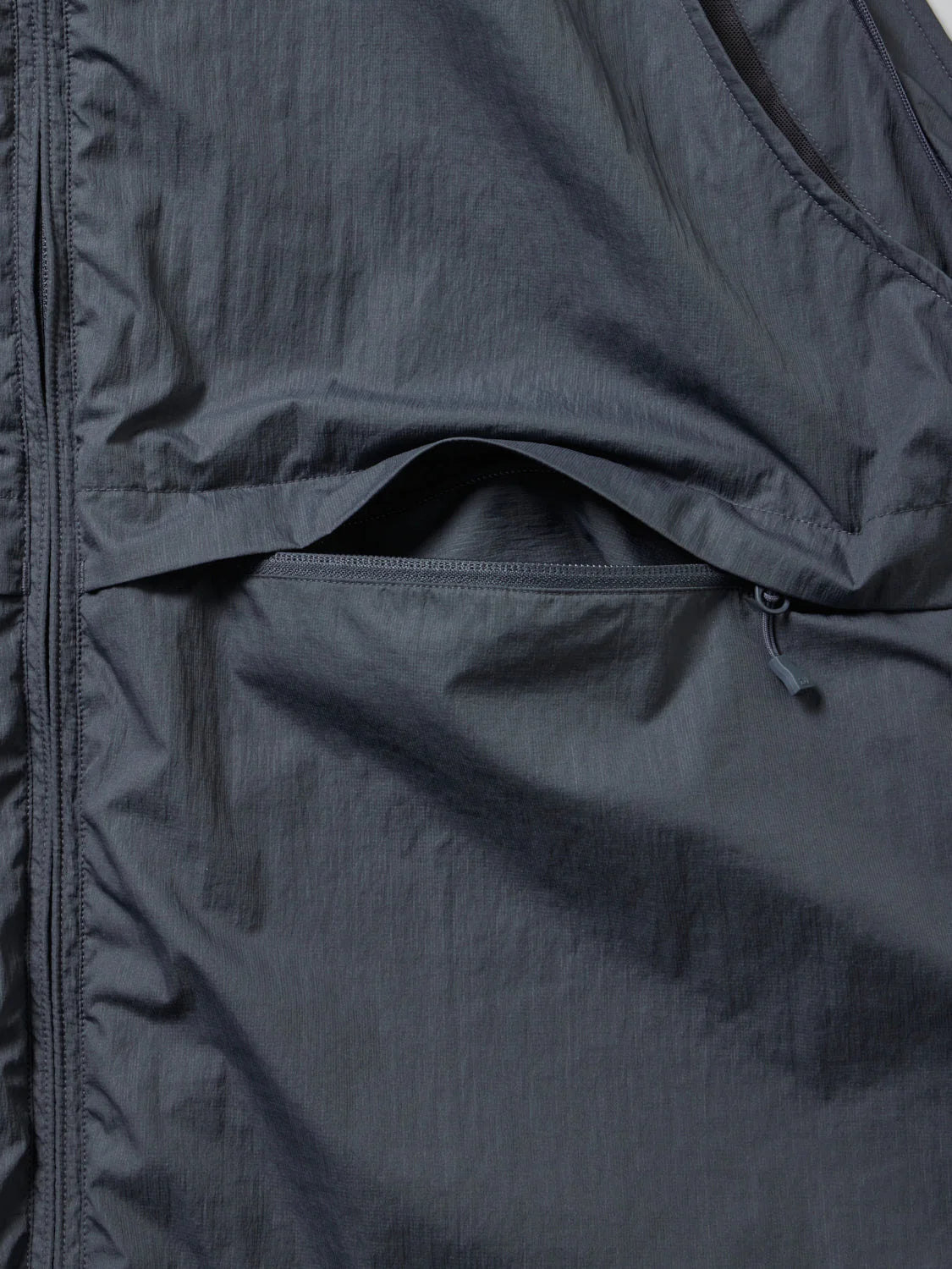 DAIWA PIER39 TECH DECHATABLE WINDBREAKER JACKET