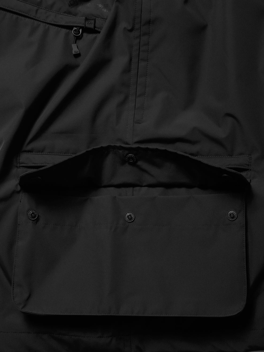 DAIWA PIER39 GORE-TEX WINDSTOPPER® PERFECT FISHING SHORTS