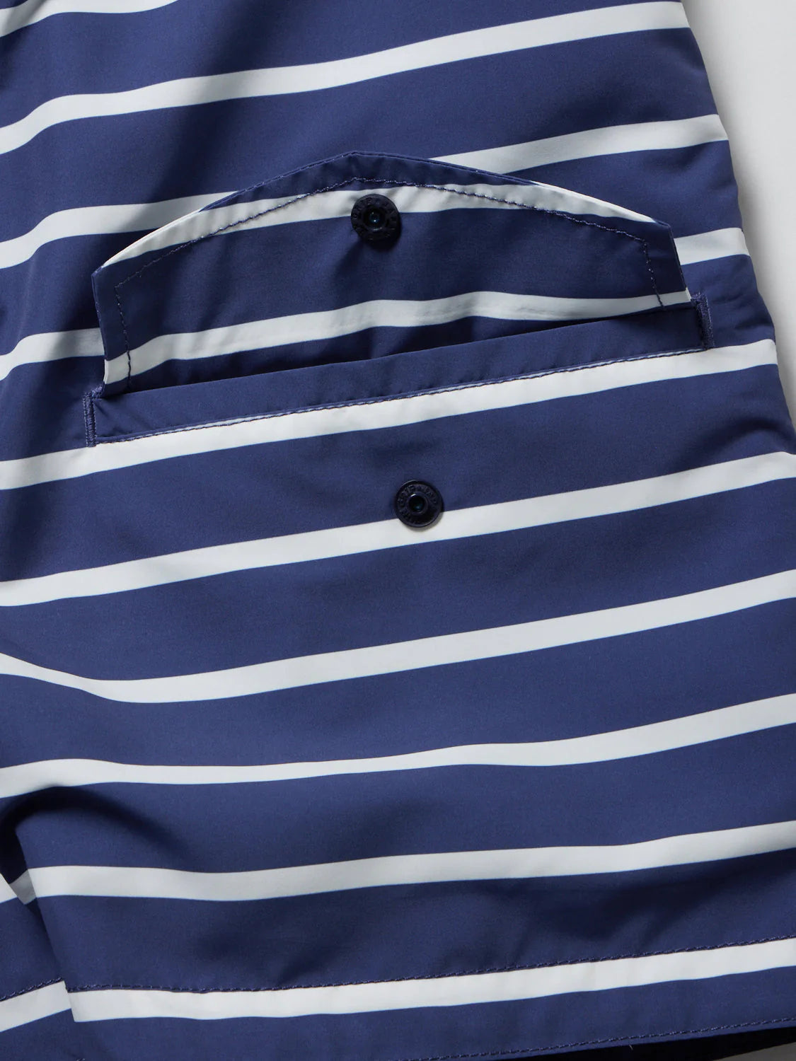 DAIWA PIER39 TECH REVERSIBLE SAILING SHORTS