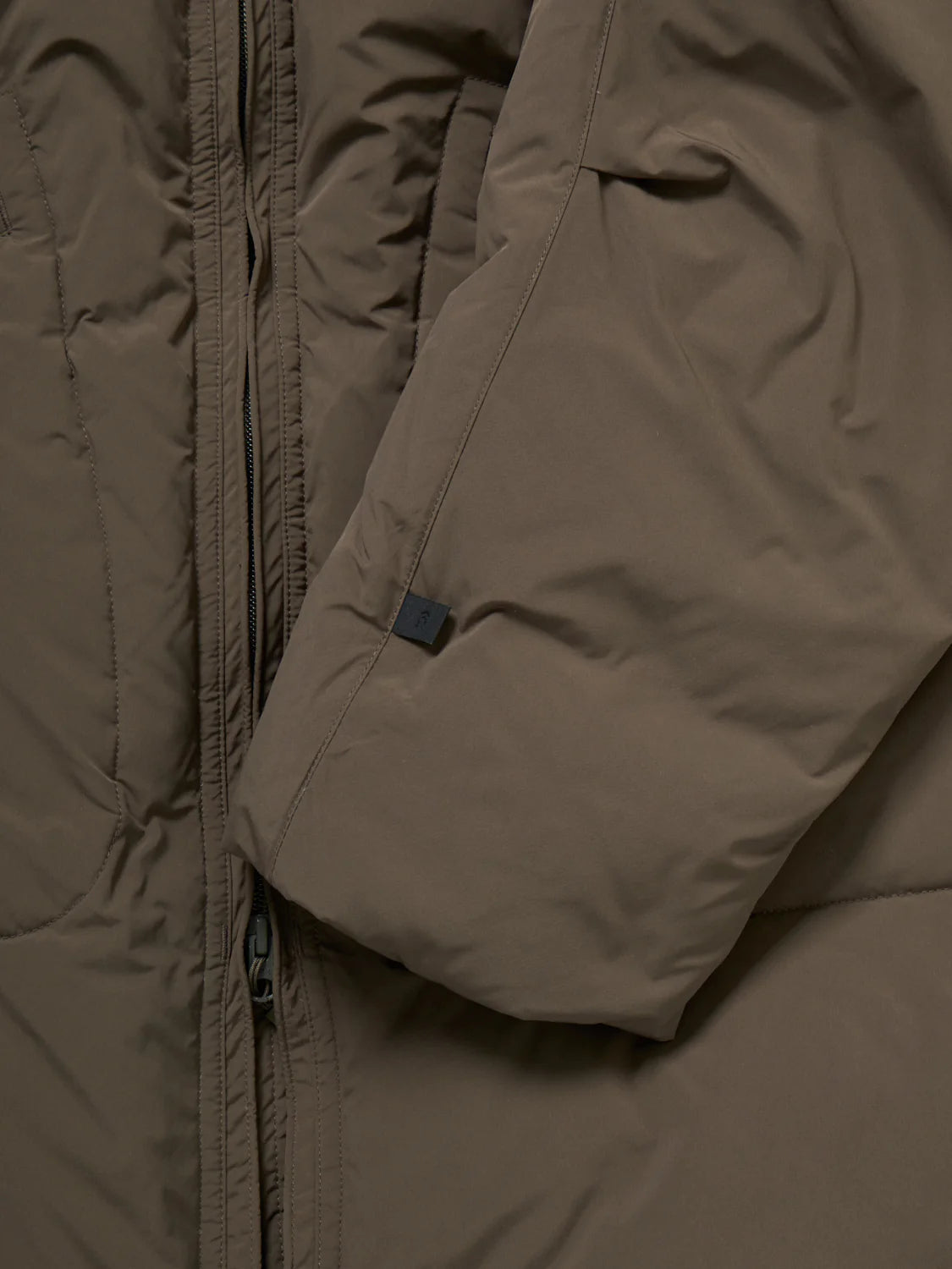 DAIWA PIER39 TECH 2WAY CADET DOWN PARKA