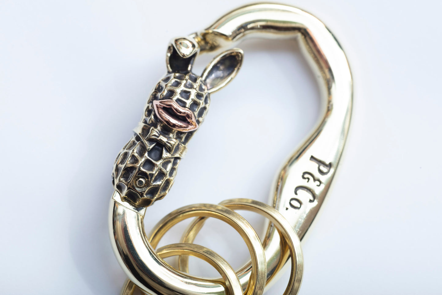Peanuts&Co. CARABINER BUNNY PEANUTS brass x copper
