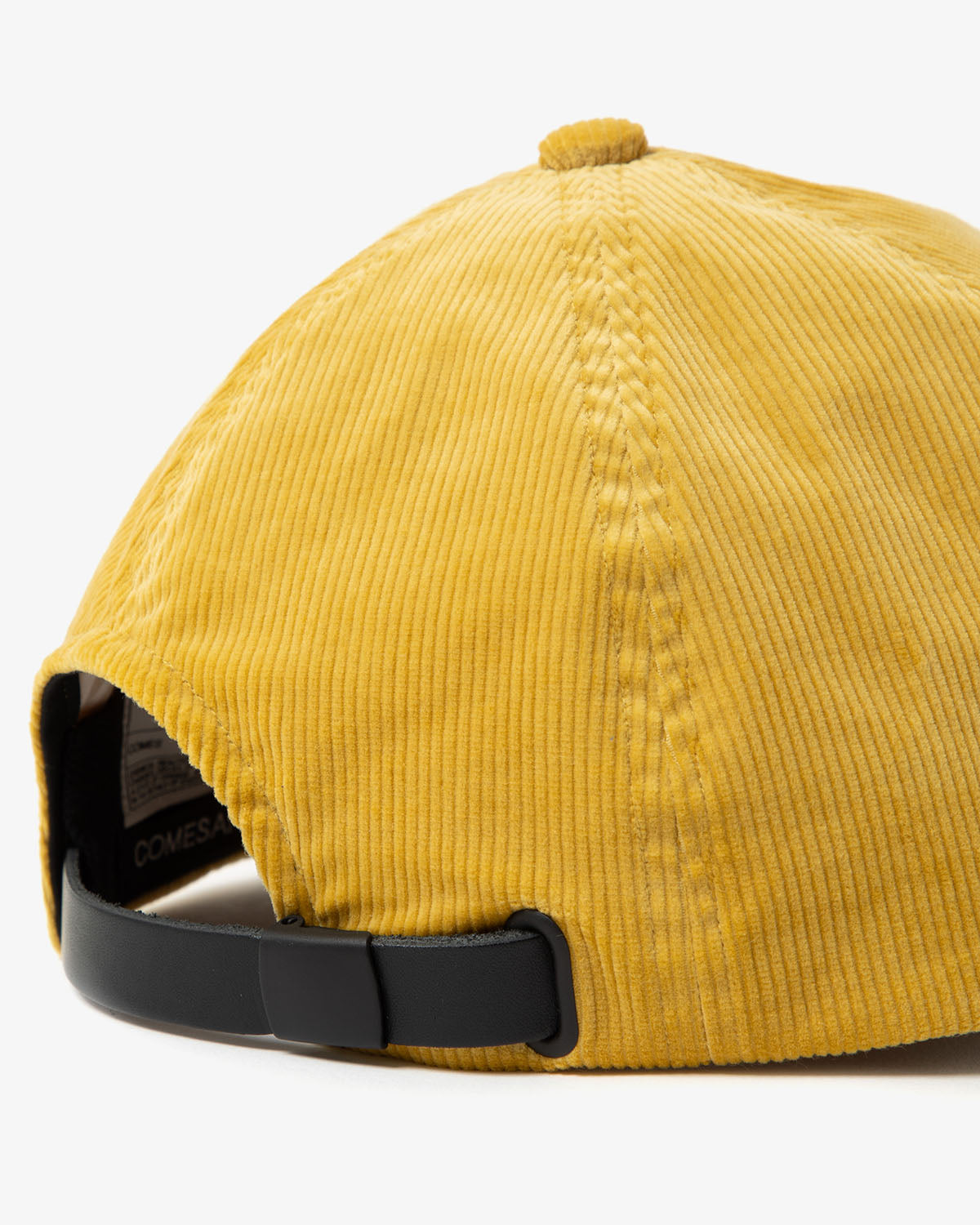 COMESANDGOES CORDUROY CAP