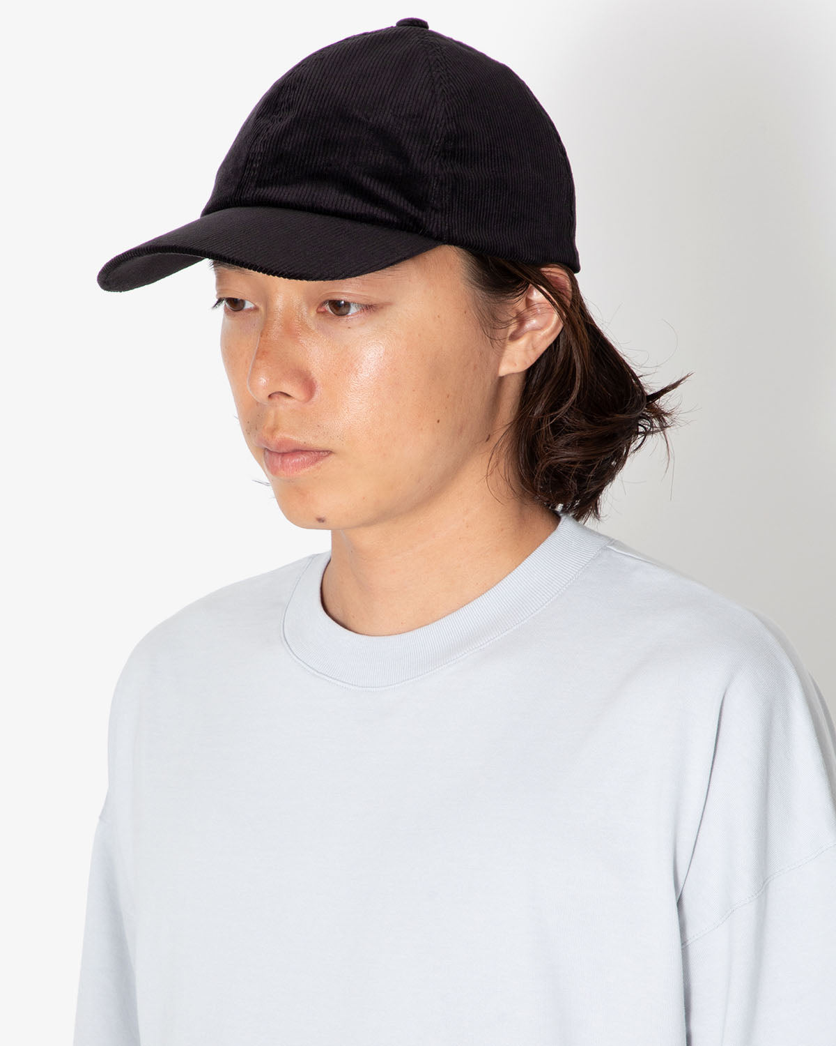 COMESANDGOES CORDUROY CAP