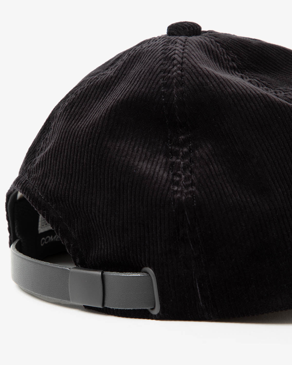 COMESANDGOES CORDUROY CAP
